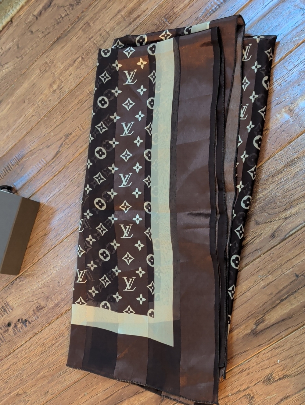 Louis Vuitton Brown and Cream Monogram Silk Scarf - Picture 2 of 5